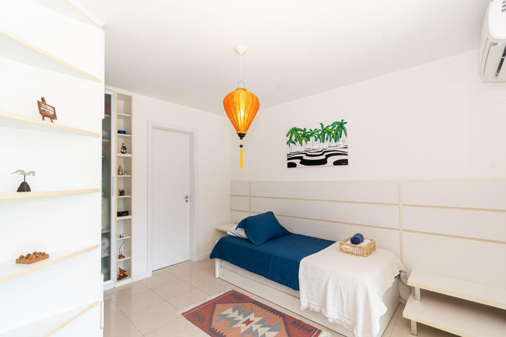 Omar Do Rio - Gmo 1153/207: Excelente 2qtos C/ Varanda, Vista E Piscina, Garagem, Sauna, Academia, Espaço Office, Sala De Cinema, A 02 Minutos Da De Camboinhas + Internet 240mbps Apartamento