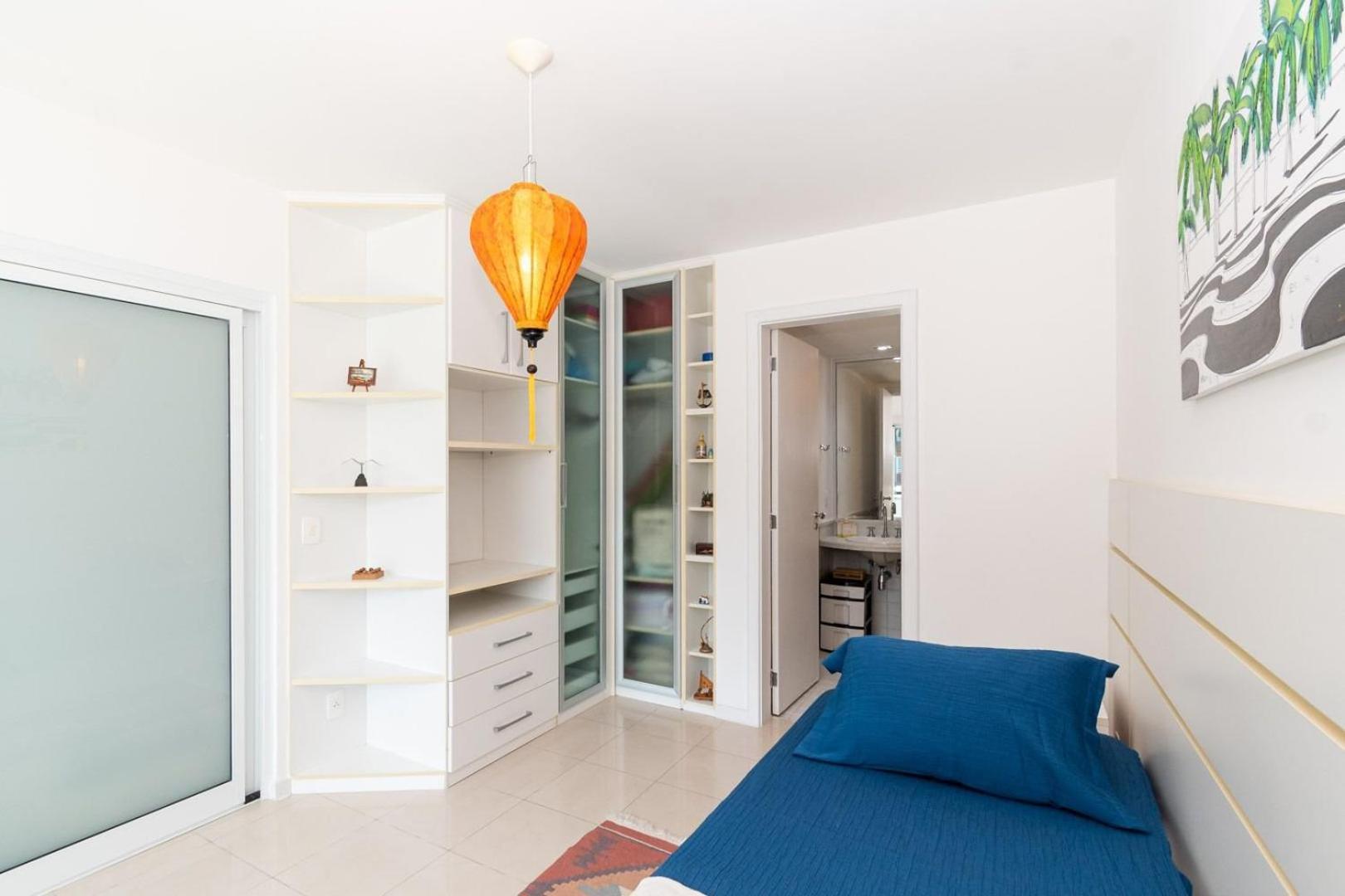 Apartamento Omar Do Rio - Gmo 1153/207: Excelente 2qtos C/ Varanda, Vista E Piscina, Garagem, Sauna, Academia, Espaço Office, Sala De Cinema, A 02 Minutos Da De Camboinhas + Internet 240mbps *