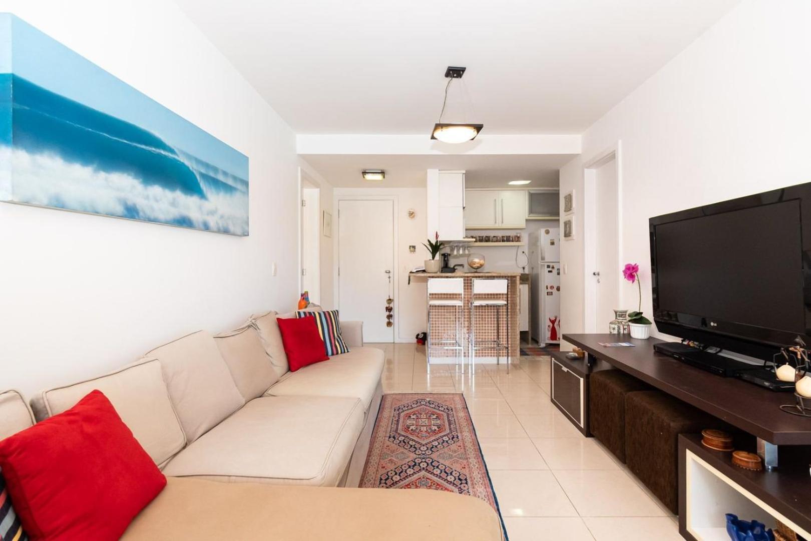 Apartamento Omar Do Rio - Gmo 1153/207: Excelente 2qtos C/ Varanda, Vista E Piscina, Garagem, Sauna, Academia, Espaço Office, Sala De Cinema, A 02 Minutos Da De Camboinhas + Internet 240mbps *